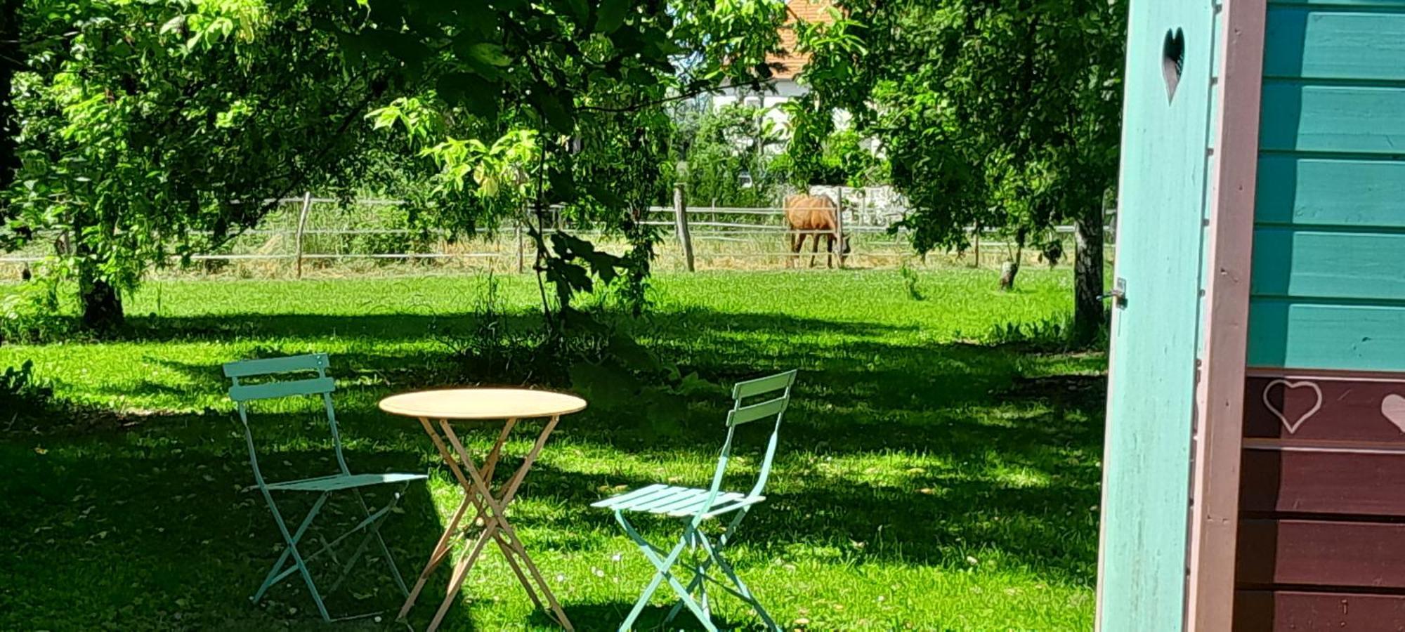 Les Roulottes Pouilly-sur-Vingeanne Exterior foto